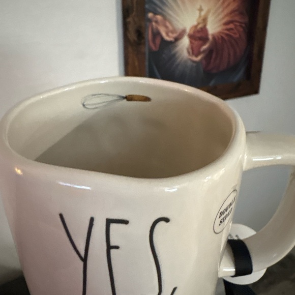 β¨π Rae Dunn βYES, CHEFβ Artisan Mug β NWT πβ¨ - Picture 4 of 5